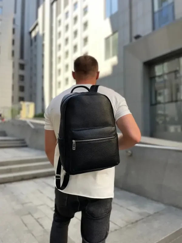 Шкіряний чоловічий рюкзак міський 30х41х12, сумка на плечі для ноутбука та документів Tiding Bag 20334 чорна