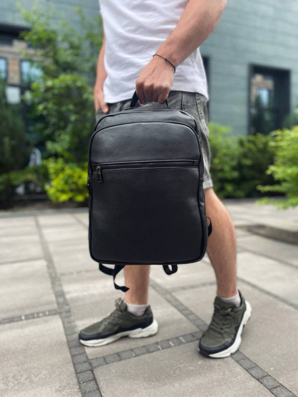 Рюкзак шкіряний для чоловіка 29х40х15, чорний колір