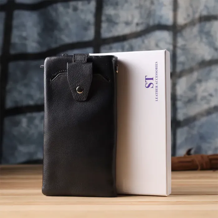 Жіночий шкіряний гаманець-клатч із відділенням під телефон ST Leather 23101 Чорний
