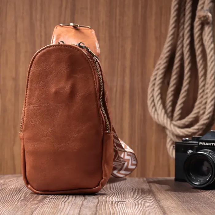 Цікава сумка через плече в модному кольорі з екошкіри Vintage 22793 Рудий