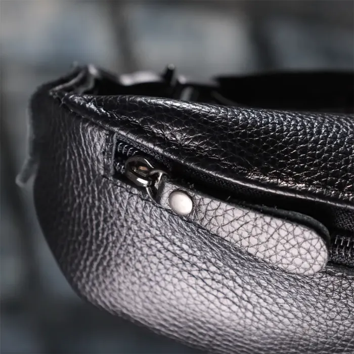 Зручна сумка бананка для чоловіків із зернистої натуральної шкіри Shvigel 23136 Чорний