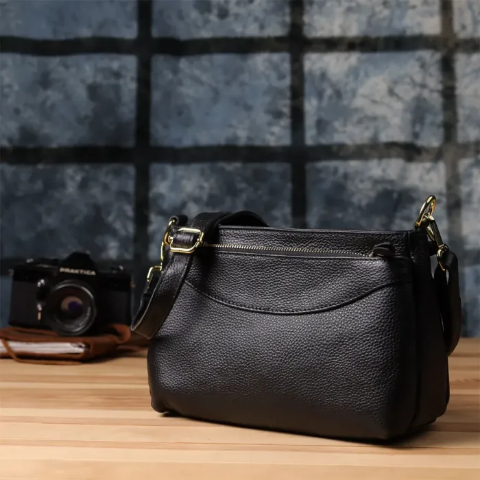 Класична жіноча сумка з жорстким дном із натуральної шкіри Vintage 22987 Чорний