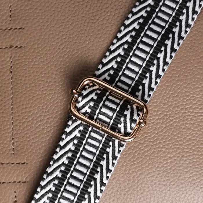 Стильна сумка жіноча з натуральної шкіри у формі трапеції Vintage 22918 Бежевий