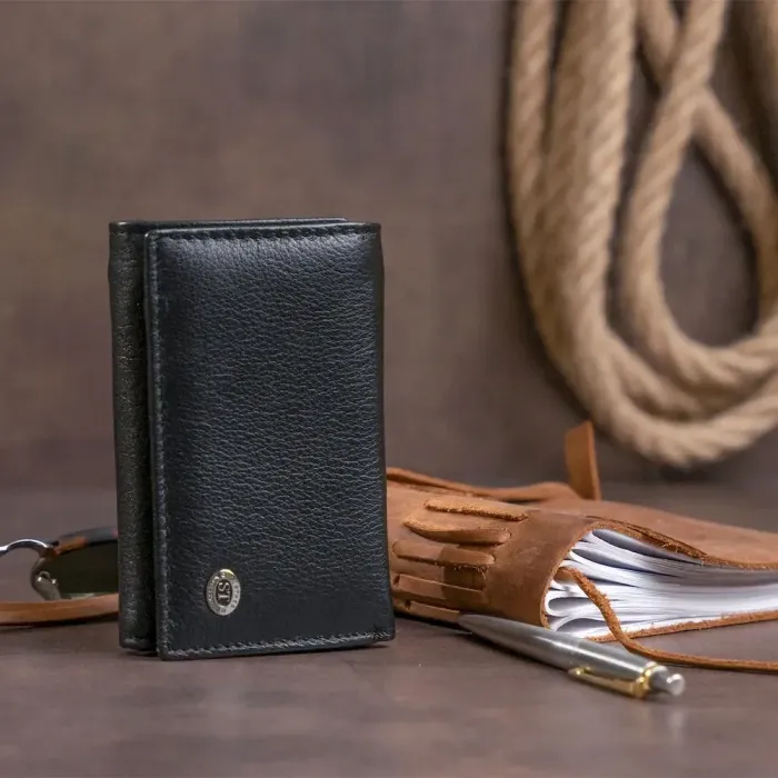 Горизонтальное портмоне из кожи унисекс на магните ST Leather 19331 Черное