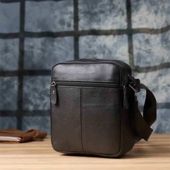 Містка чоловіча сумка на плече з натуральної шкіри Vintage 23022 Чорний