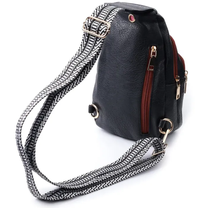 Зручна жіноча сумка через плече з отвором для навушників з екошкіри Vintage 22787 Чорний