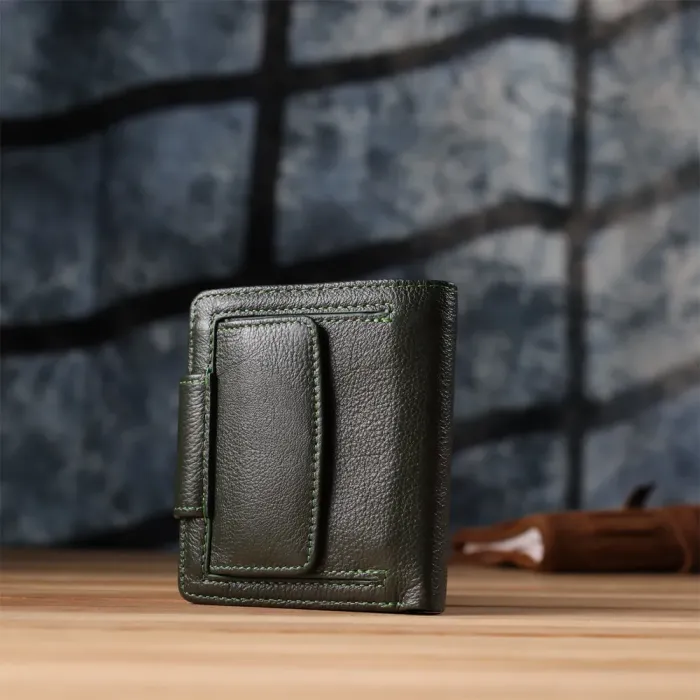 Вертикальний жіночий гаманець з натуральної шкіри ST Leather 23070 Зелений