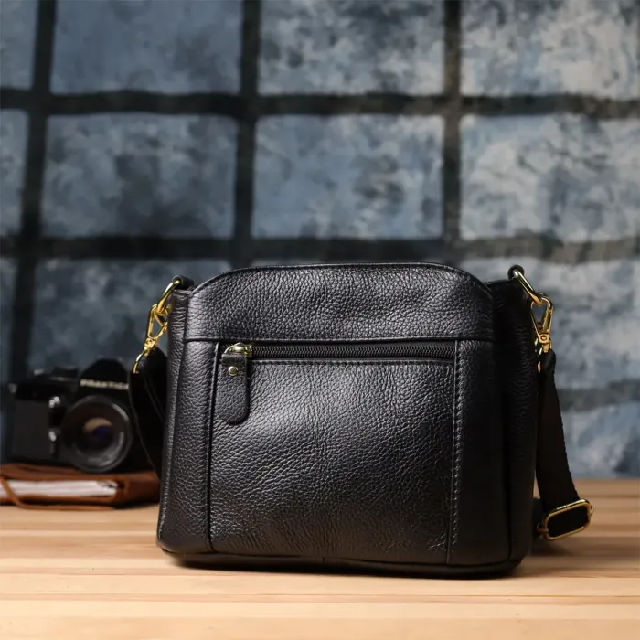 Класична шкіряна сумка для жінок з трьома відділеннями Vintage 22978 Чорний