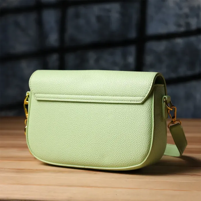 Напівкругла жіноча сумка з екошкіри Vintage 15148 Салатовий