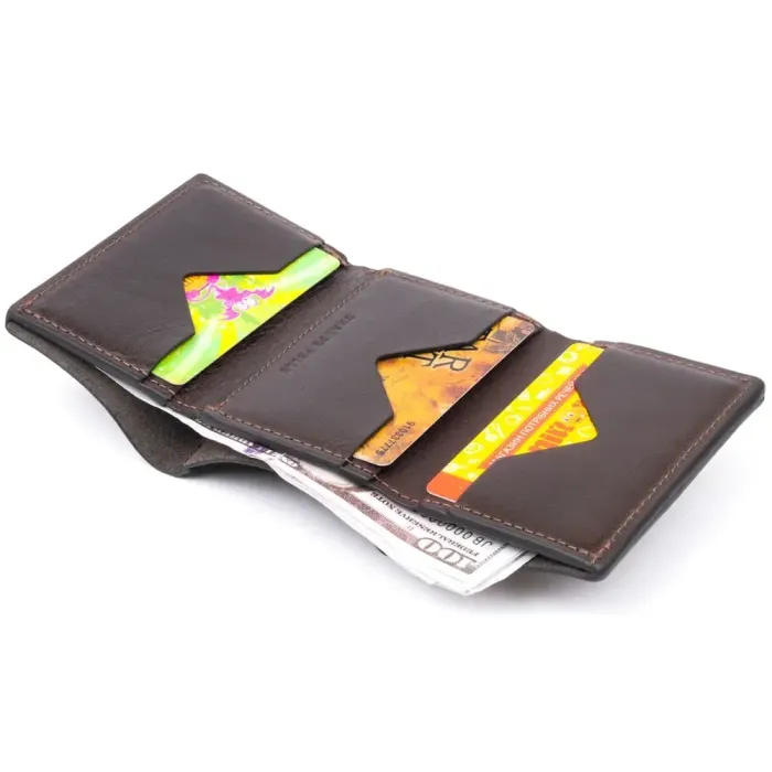 Портмоне вертикальное с хлястиком на магните на одно отделение GRANDE PELLE 11305 Коричневое