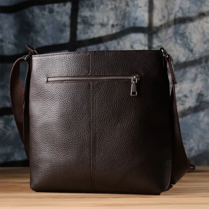 Стильна сумка через плече для чоловіків із натуральної шкіри GRANDE PELLE 22884 Коричневий