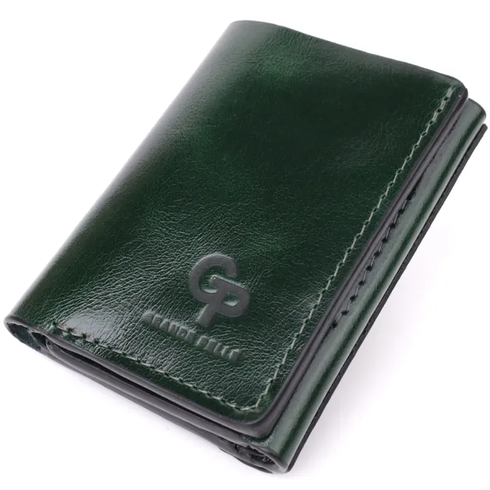 Відмінний гаманець у три складання з натуральної гладкої шкіри GRANDE PELLE 22944 Зелений
