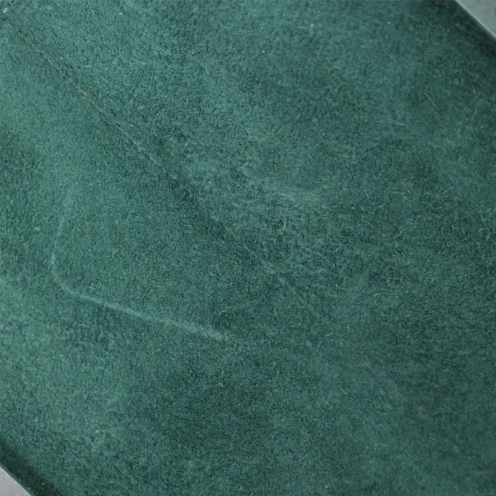 Обкладинка на паспорт із натуральної шкіри Shvigel 16550 Зелений