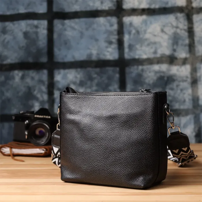 Зручна жіноча сумка на плече з якісної натуральної шкіри Vintage 22914 Чорний