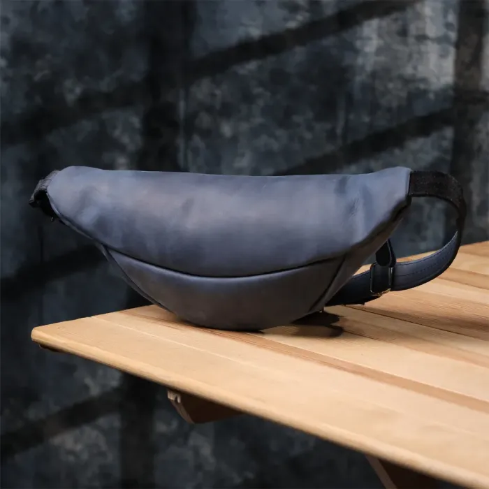 Чоловіча бананка відмінної якості з натуральної шкіри вінтажної Shvigel 23141 Синій