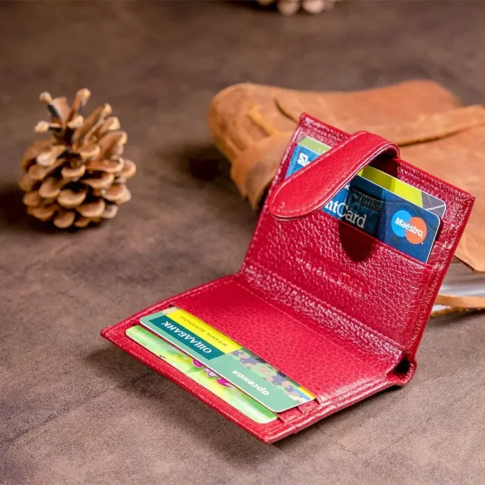 Кошелек-визитница на хлястике с кнопкой женский ST Leather 19231 Бордовый