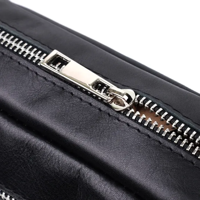 Прямокутна сумка-бананка для чоловіків із натуральної глянсової шкіри Shvigel 22825 Чорна