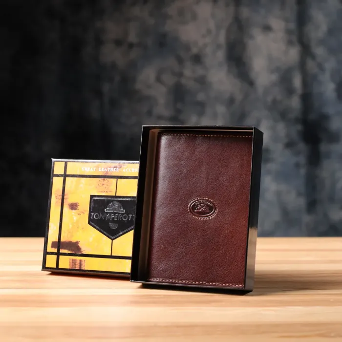 Універсальна обкладинка на паспорт з натуральної глянсової шкіри Tony Perotti 20890_1 (1597 moro) Коричневий