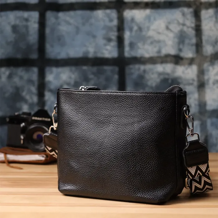 Зручна жіноча сумка на плече з якісної натуральної шкіри Vintage 22914 Чорний