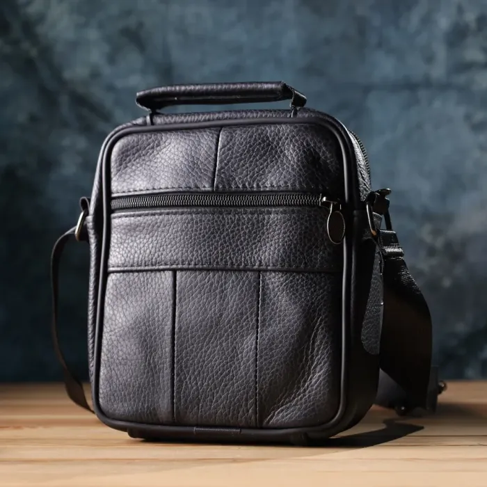 Практична вертикальна сумка з ручкою для чоловіків з натуральної шкіри Vintage 22864 Чорний