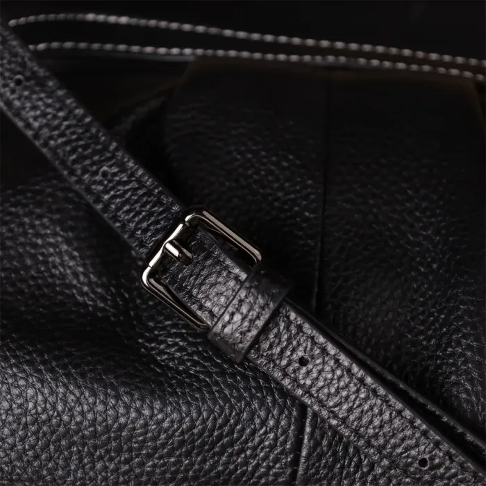 Жіноча сумка з м'якої натуральної шкіри з акцентом на драпірування Vintage 22896 Чорний