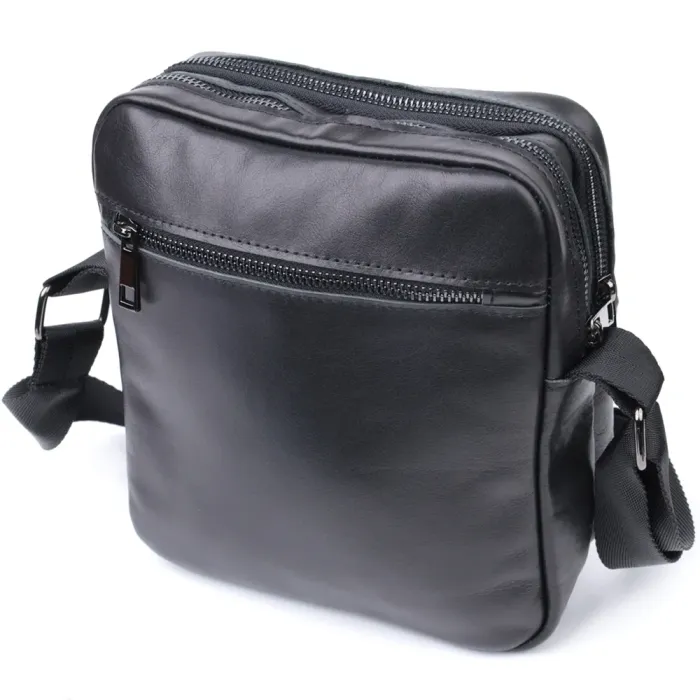 Класична чоловіча сумка месенджер із глянсової натуральної шкіри Shvigel 22846 Чорна