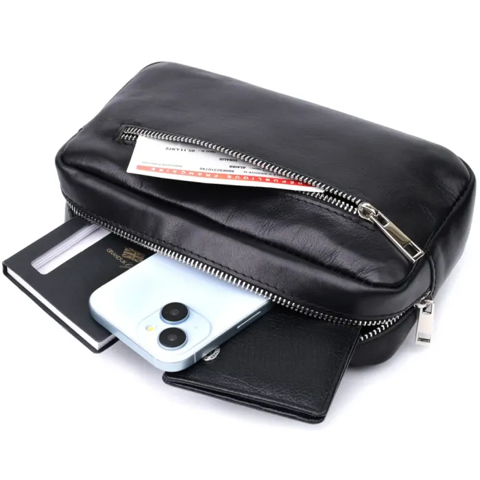 Прямокутна сумка-бананка для чоловіків із натуральної глянсової шкіри Shvigel 22825 Чорна