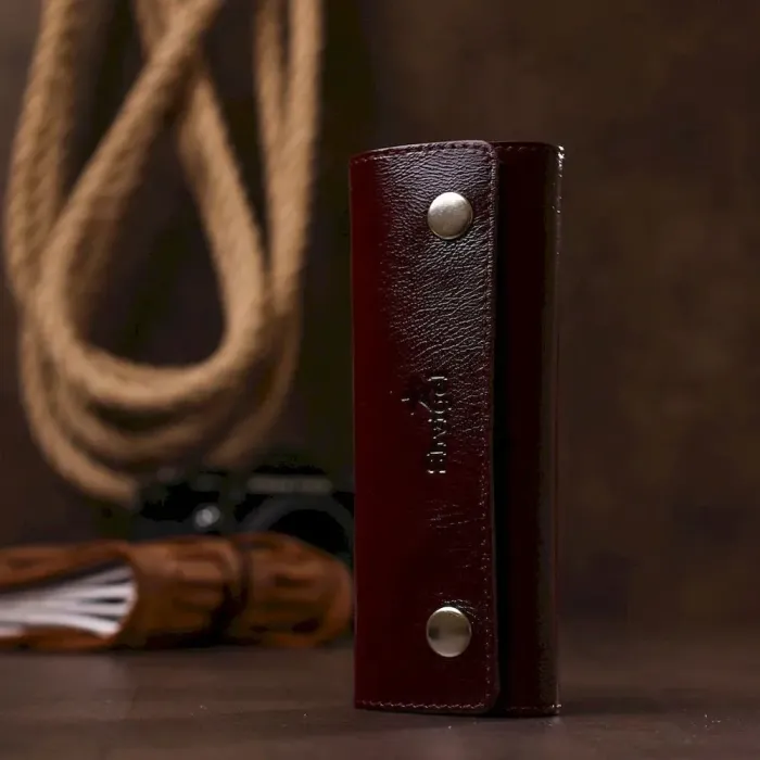 Добротна шкіряна ключниця Shvigel 16532 Бордовий