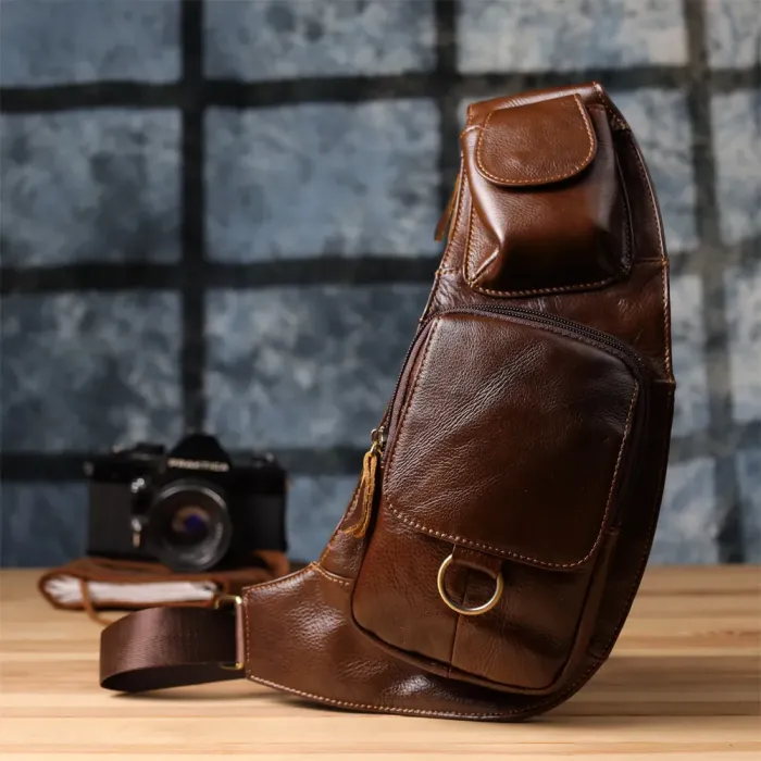 Чоловіча сумка цікавої форми через плече Vintage 22959 Коричневий