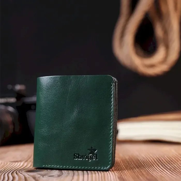 Кожаное практичное портмоне Shvigel 16608 Зеленый