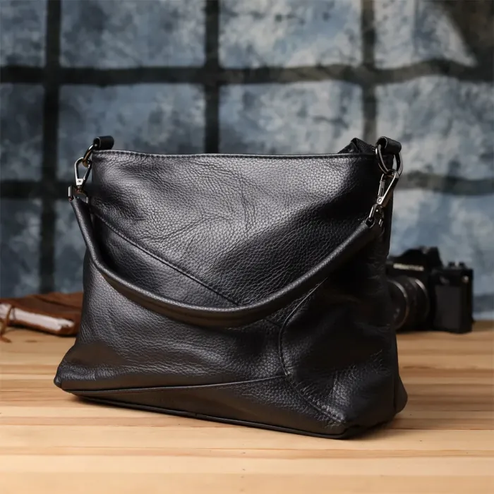 Невелика жіноча сумка з двома ремінцями з натуральної шкіри Vintage 23014 Чорний