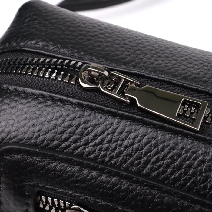Модна жіноча сумка з натуральної шкіри з актуальним декором Vintage 22922 Чорний