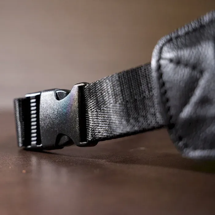 Бананка шкіряна Vintage 14809 Чорна