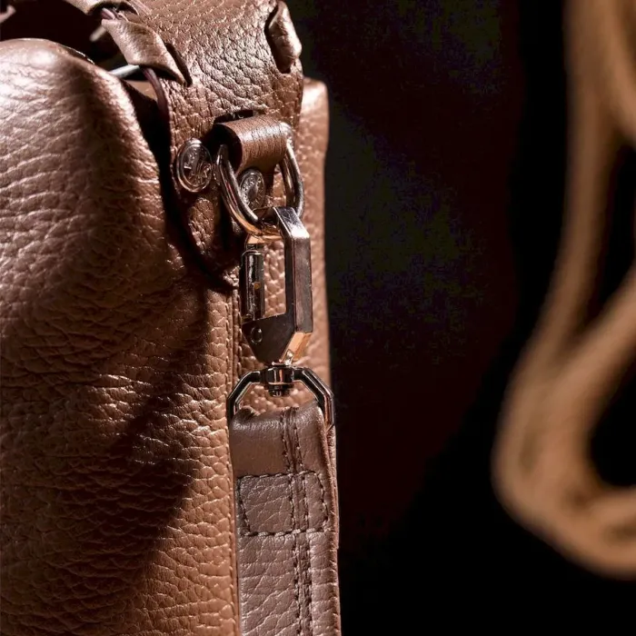 Велика шкіряна сумка жіноча KARYA 20848 Коричневий