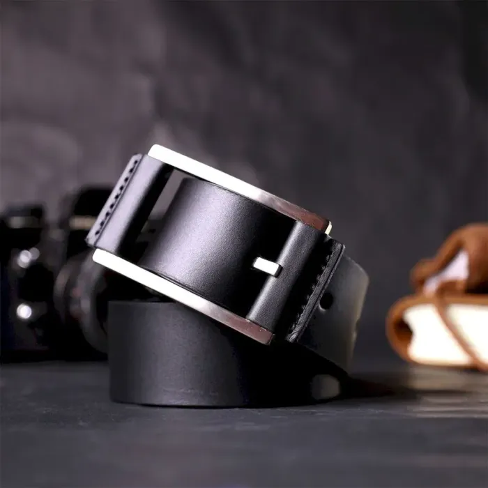 Шкіряний ремінь для чоловіків з квадратною пряжкою GRANDE PELLE 11679 Чорний