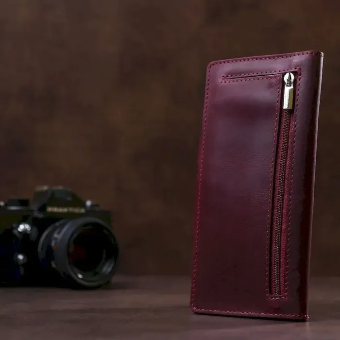 Бумажник женский вертикальный из винтажной кожи на кнопках SHVIGEL 16178 Бордовый