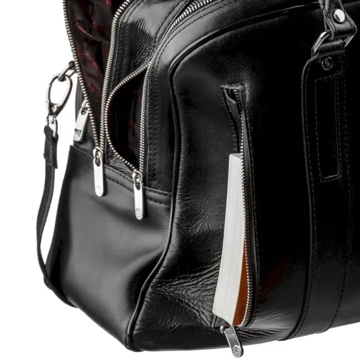 Деловая мужская дорожная сумка гладкая кожа KARYA 17385 Черная