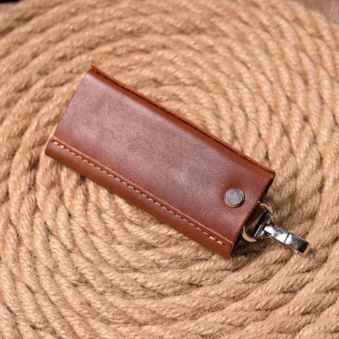 Добротна ключниця в глянцевій шкірі Україна GRANDE PELLE 16722 Світло-коричнева