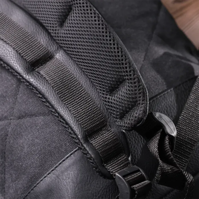 Добротний текстильний рюкзак для ноутбука із вставками еко-шкіри FABRA 22583 Чорний