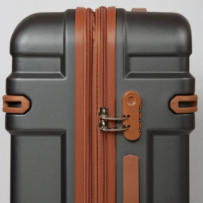 Дорожная Чемодан 31 ABS-пластик FASHION A17 dark-grey