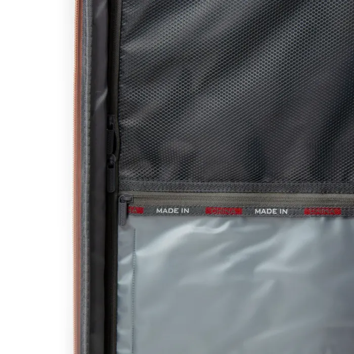 Дорожная Чемодан 31 ABS-пластик FASHION A17 dark-grey