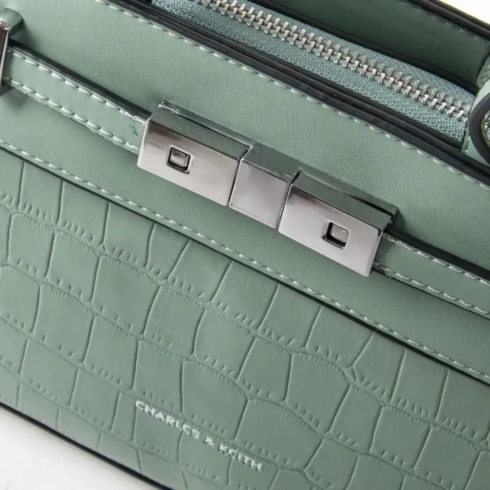 Сумка Жіноча Класична штучна-шкіра FASHION 01-05 7136 green