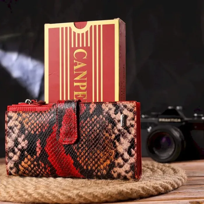 Функціональний жіночий гаманець з натуральної шкіри з тисненням під змію CANPELLINI 21638