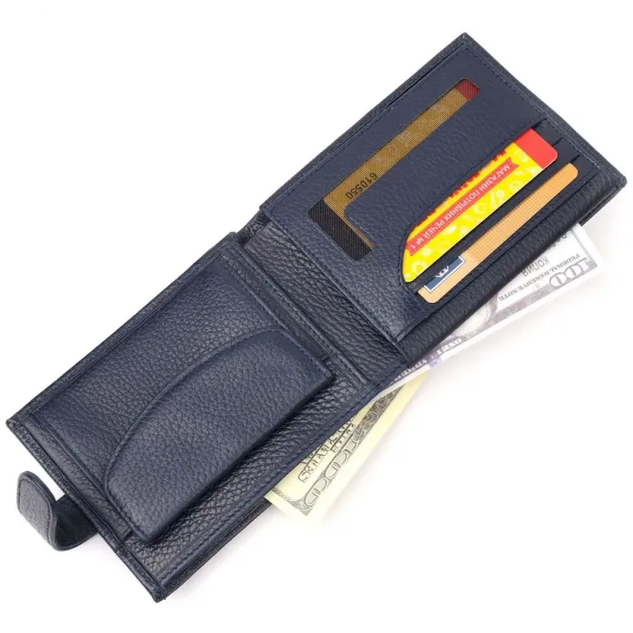 Горизонтальне чоловіче портмоне з хлястиком із натуральної шкіри KARYA 21085 Синій