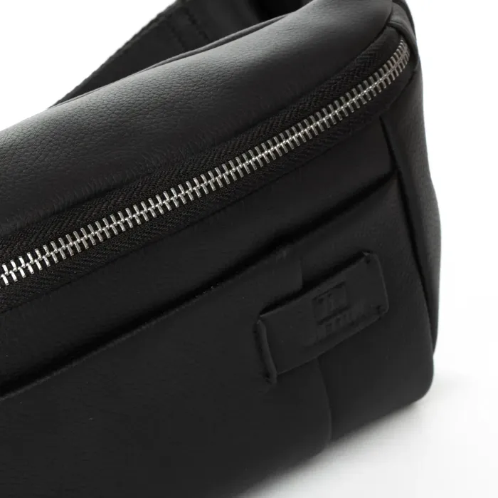 Сумка На пояс шкіра BRETTON 8786-56A black