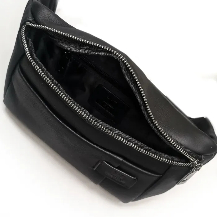 Сумка На пояс шкіра BRETTON 8786-56A black