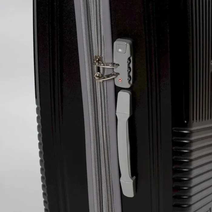 Дорожная Чемодан 31 ABS-пластик 802 black