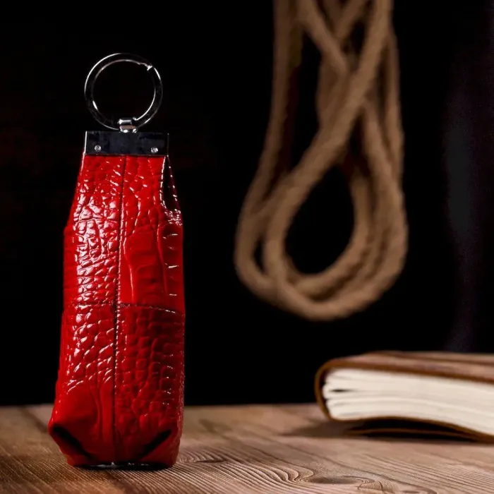 Яскрава практична ключниця KARYA 20932 шкіряна Червоний