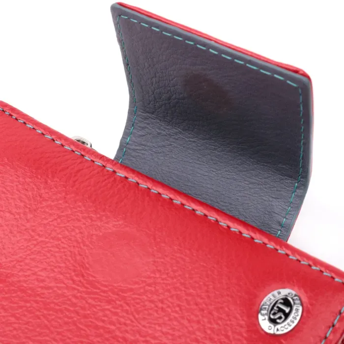 Яскравий шкіряний гаманець для жінок з цікавою монетницею ST Leather 19448 Червоний