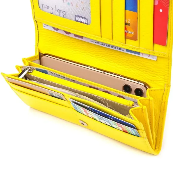 Яскравий молодіжний гаманець із натуральної шкіри флотар CANPELLINI 21612 Лимонний